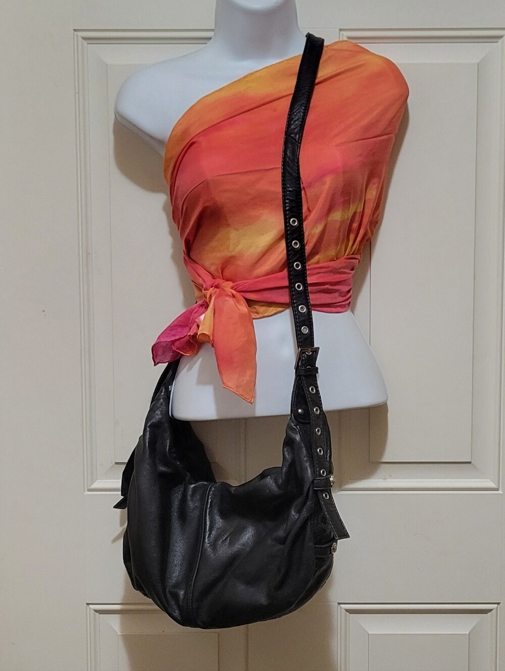 Vintage Rough Roses Black Leather Slouchy Hobo w/ Silver Grommets HTF